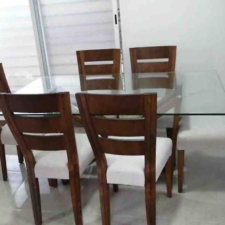Un pedacito de arena en Cancún Exterior foto